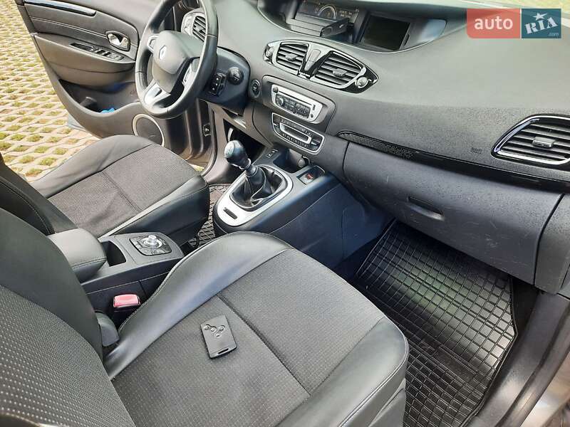 Мінівен Renault Scenic 2012 в Коломиї