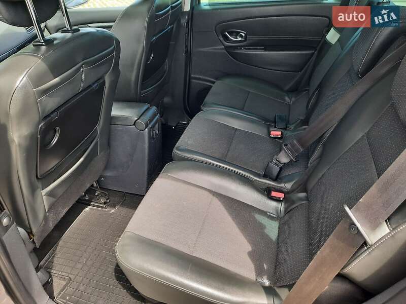 Мінівен Renault Scenic 2012 в Коломиї