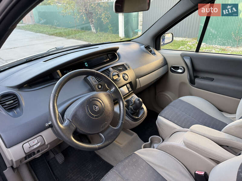 Минивэн Renault Scenic 2005 в Красилове фото 26 Минивэн Renault Scenic 2005 в Красилове