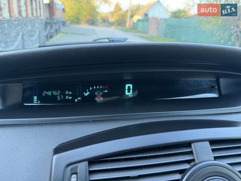 Минивэн Renault Scenic 2005 в Красилове фото 53 Минивэн Renault Scenic 2005 в Красилове