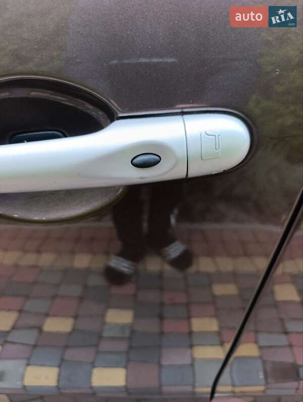 Мінівен Renault Scenic 2009 в Луцьку