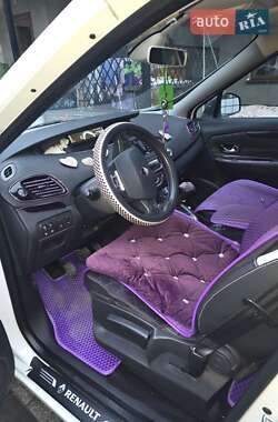 Мінівен Renault Scenic 2014 в Рівному