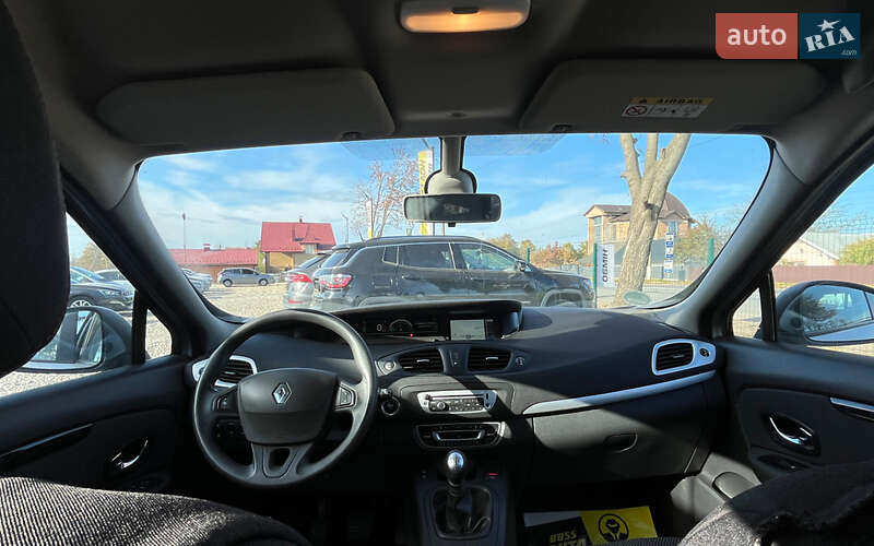 Мінівен Renault Scenic 2015 в Коломиї