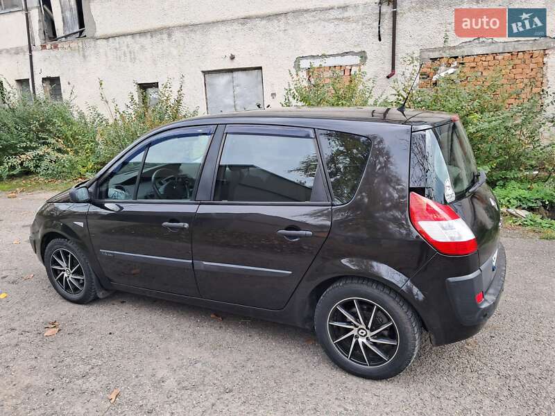 Минивэн Renault Scenic 2006 в Черновцах