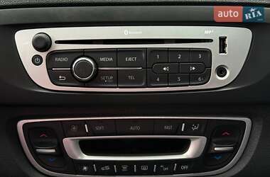 Мінівен Renault Scenic 2012 в  фото 35 Мінівен Renault Scenic 2012 в