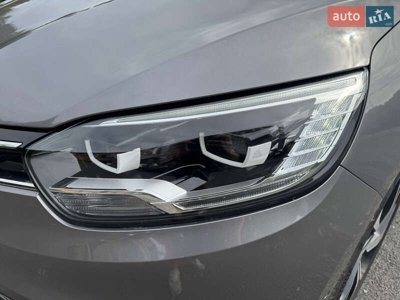 Минивэн Renault Scenic 2016 в Хмельницком
