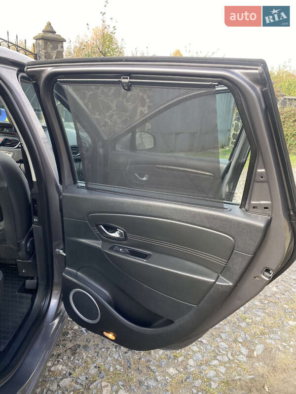 Минивэн Renault Scenic 2011 в Ровно