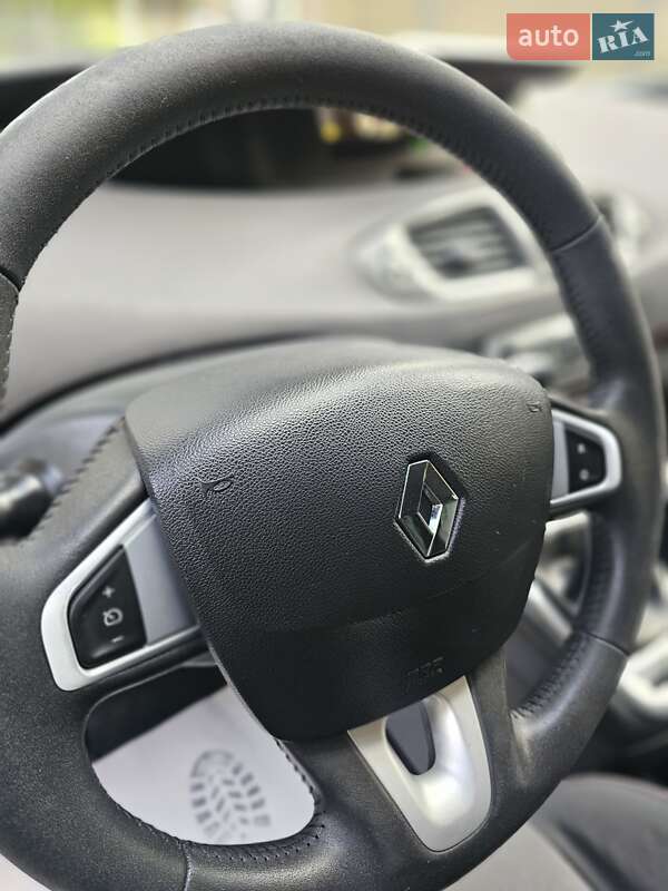 Мінівен Renault Scenic 2012 в Одесі