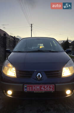Минивэн Renault Scenic 2005 в  фото 35 Минивэн Renault Scenic 2005 в
