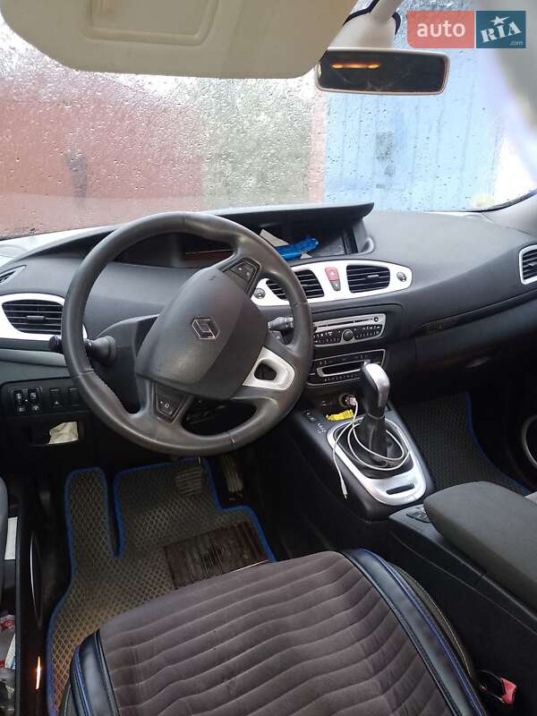 Мінівен Renault Scenic 2010 в Полтаві