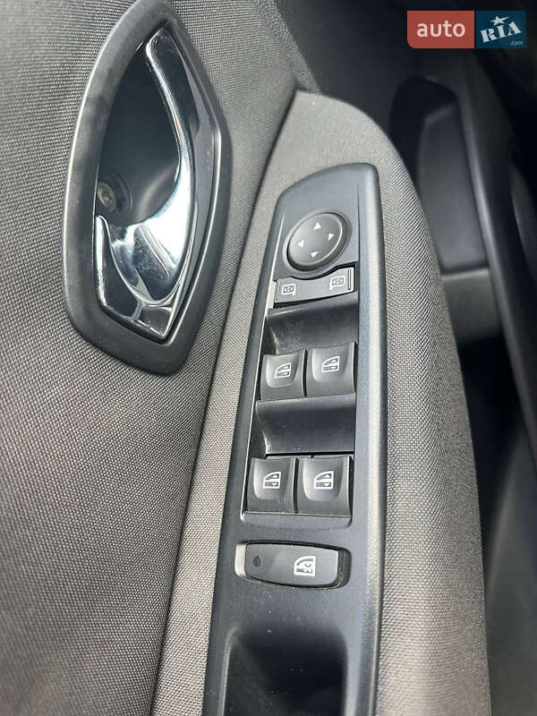 Минивэн Renault Scenic 2011 в Ивано-Франковске