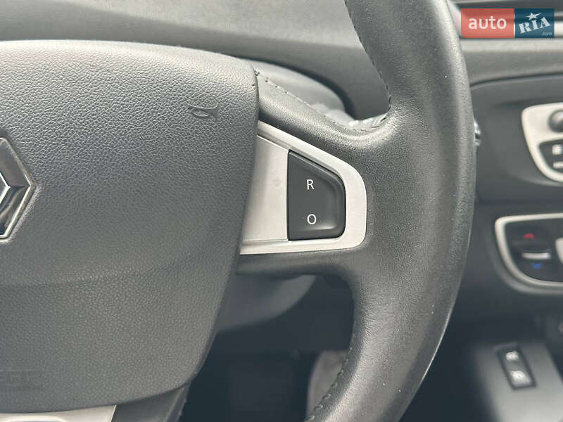 Минивэн Renault Scenic 2011 в Ивано-Франковске