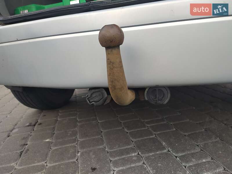 Минивэн Renault Scenic 2000 в Ровно