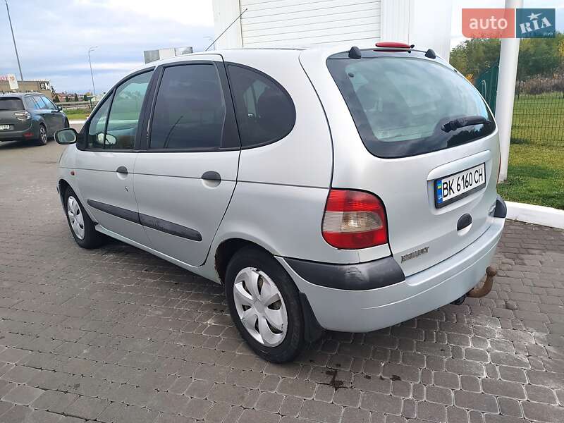 Минивэн Renault Scenic 2000 в Ровно