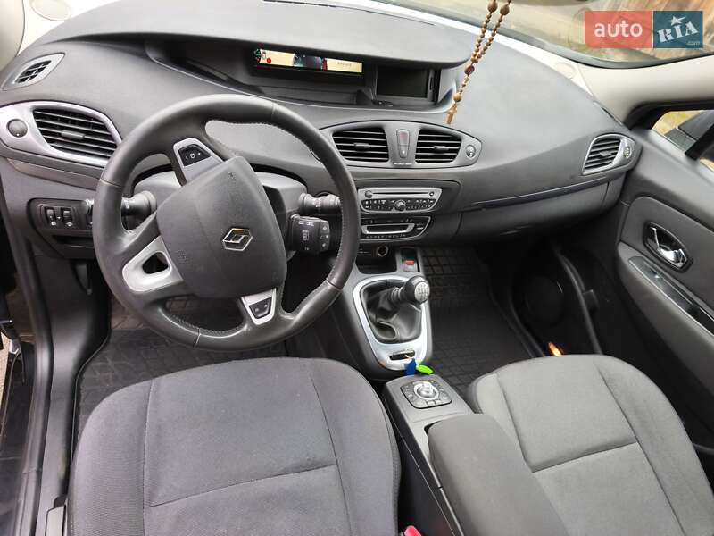 Мінівен Renault Scenic 2011 в Костопілі фото 5 Мінівен Renault Scenic 2011 в Костопілі
