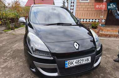 Мінівен Renault Scenic 2011 в Костопілі