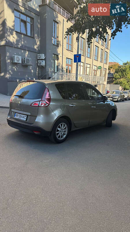 Минивэн Renault Scenic 2010 в Киеве