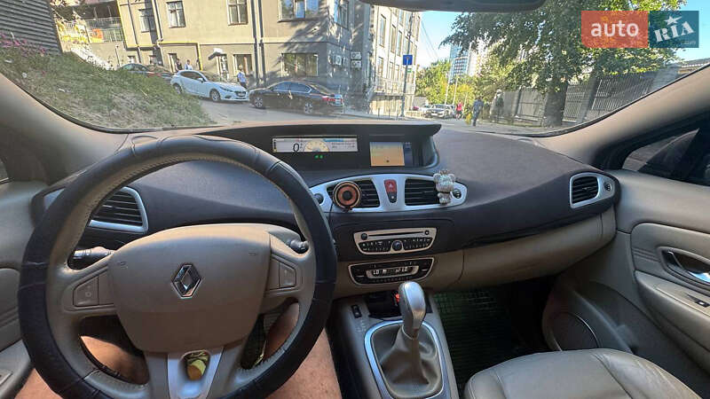 Минивэн Renault Scenic 2010 в Киеве