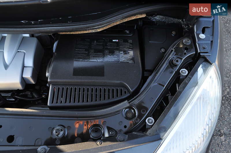 Минивэн Renault Scenic 2004 в Киеве фото 66 Минивэн Renault Scenic 2004 в Киеве