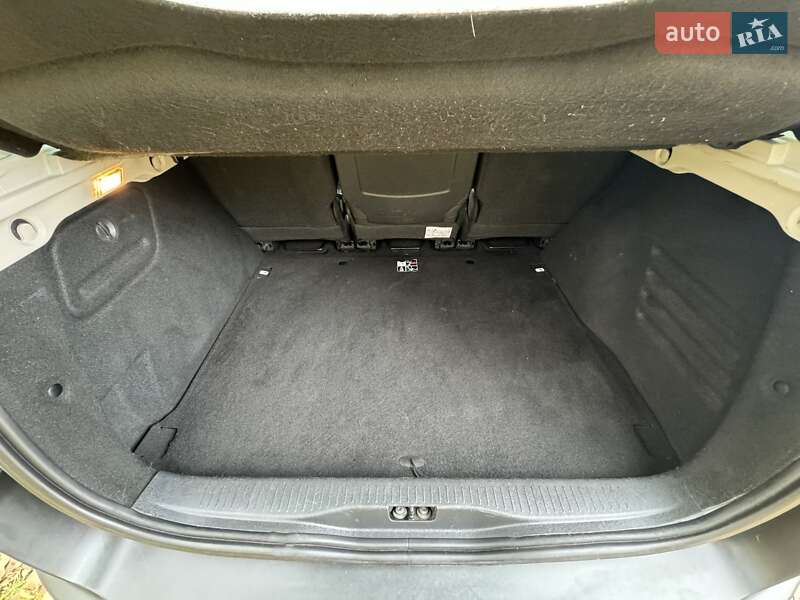 Мінівен Renault Scenic 2013 в Львові