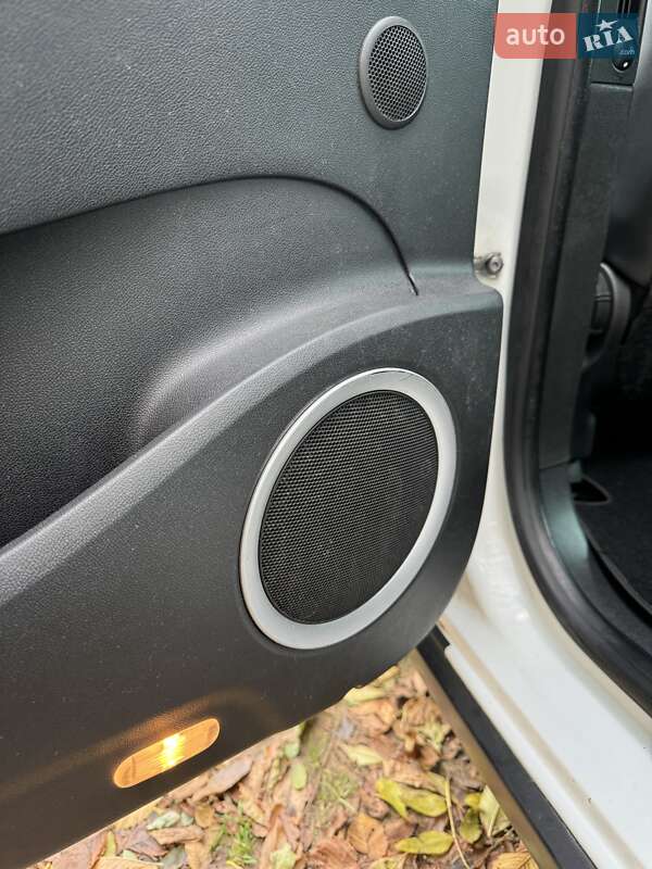 Мінівен Renault Scenic 2013 в Львові