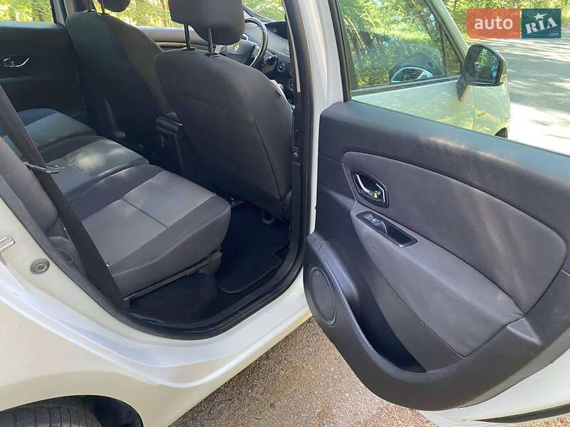 Минивэн Renault Scenic 2014 в Славуте фото 15 Минивэн Renault Scenic 2014 в Славуте