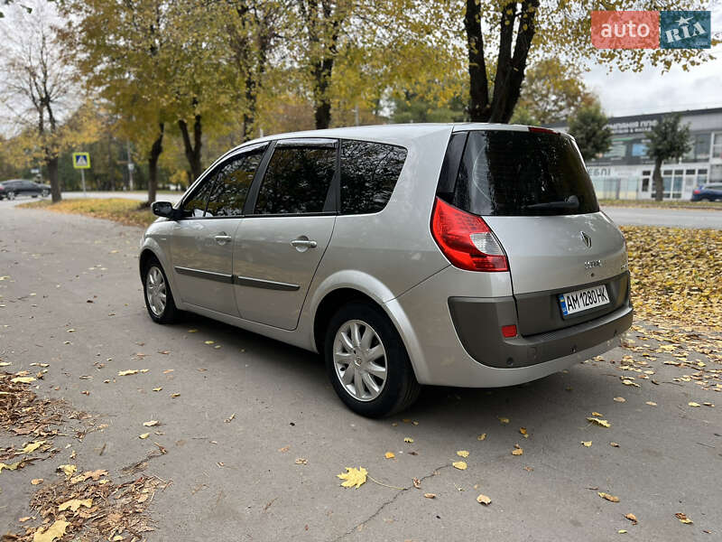 Минивэн Renault Scenic 2007 в Звягеле