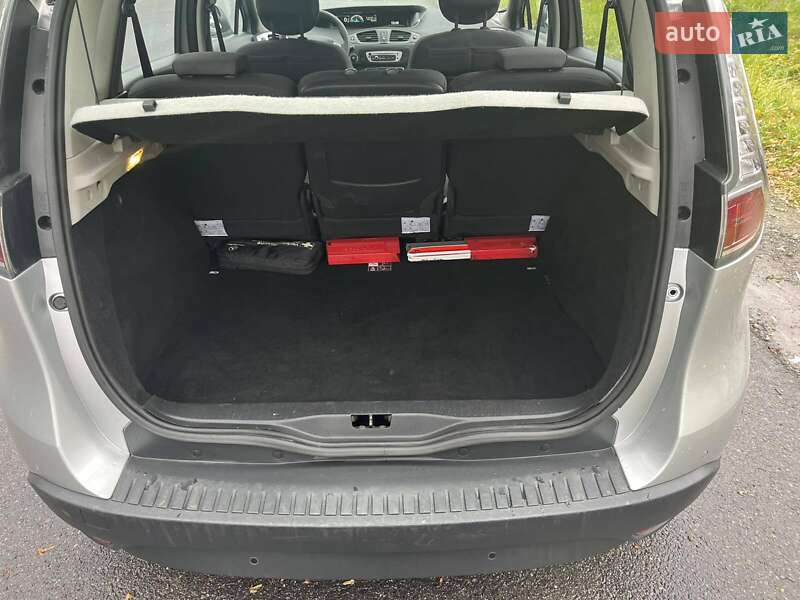 Минивэн Renault Scenic 2012 в Красилове