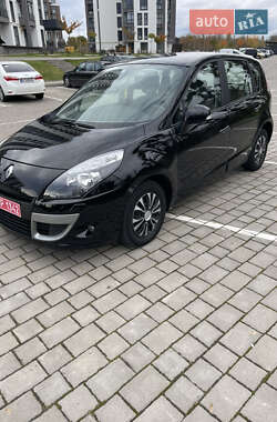 Минивэн Renault Scenic 2011 в Луцке