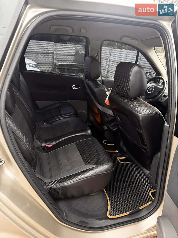 Мінівен Renault Scenic 2006 в Краматорську фото 9 Мінівен Renault Scenic 2006 в Краматорську