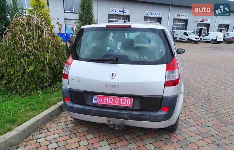 Минивэн Renault Scenic 2005 в Сарнах
