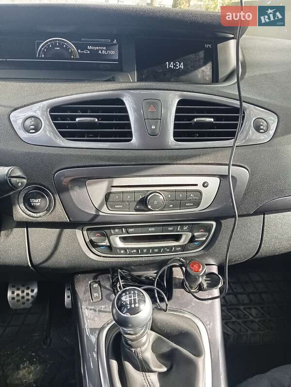 Мінівен Renault Scenic 2014 в Рівному