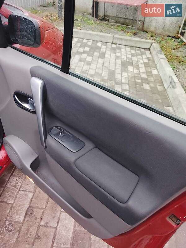 Минивэн Renault Scenic 2007 в Сумах