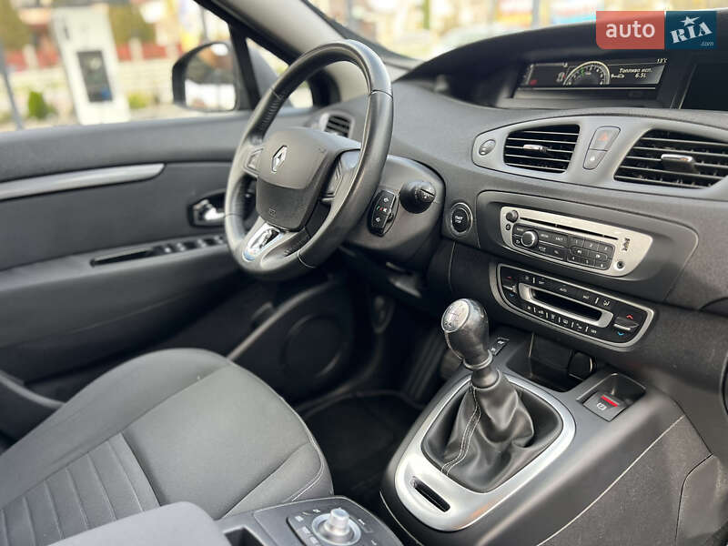 Минивэн Renault Scenic 2015 в Виннице