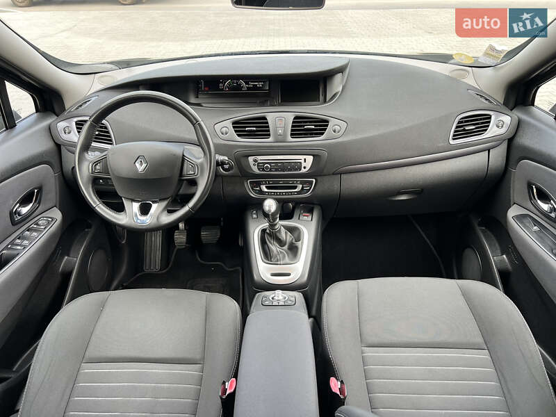 Минивэн Renault Scenic 2015 в Виннице