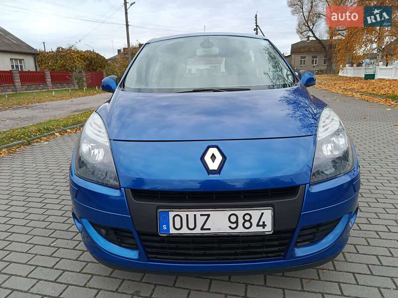 Минивэн Renault Scenic 2010 в Радивилове