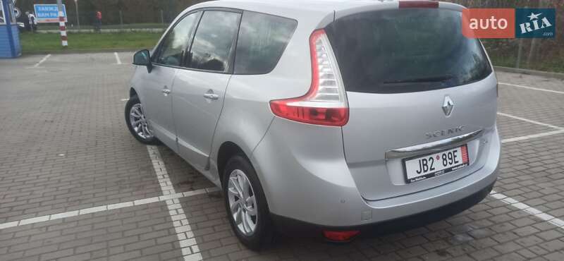 Мінівен Renault Scenic 2014 в Дубні