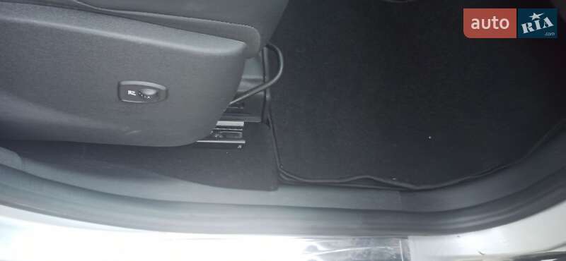 Мінівен Renault Scenic 2014 в Дубні