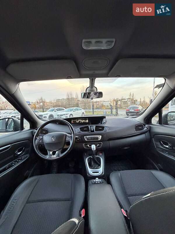 Минивэн Renault Scenic 2013 в Киеве