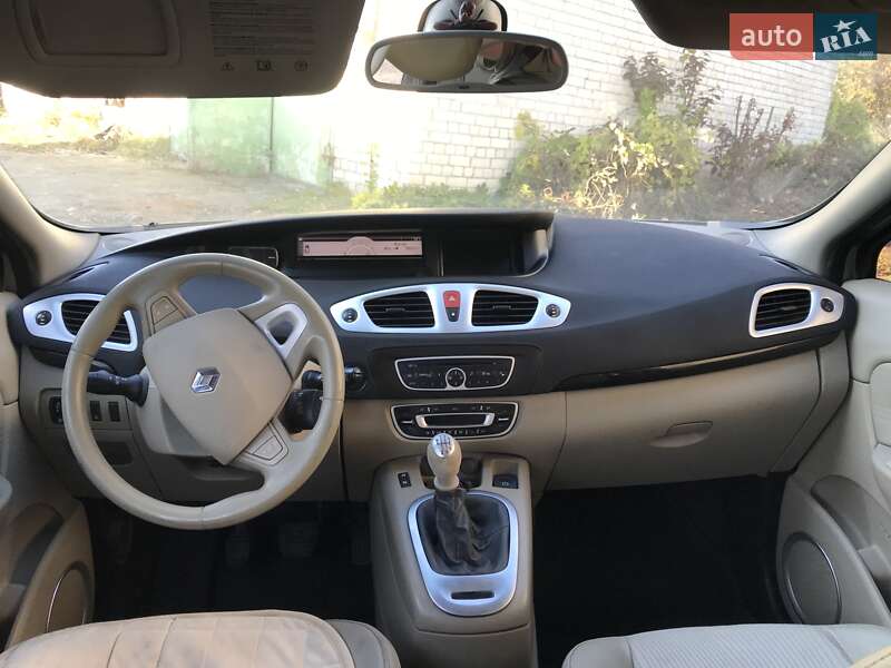 Минивэн Renault Scenic 2010 в Хмельницком