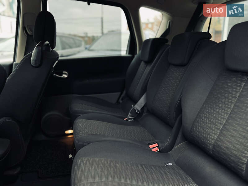 Минивэн Renault Scenic 2008 в Полтаве