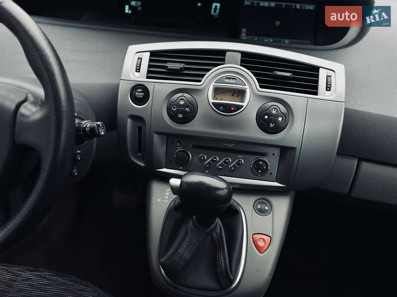 Минивэн Renault Scenic 2008 в Полтаве
