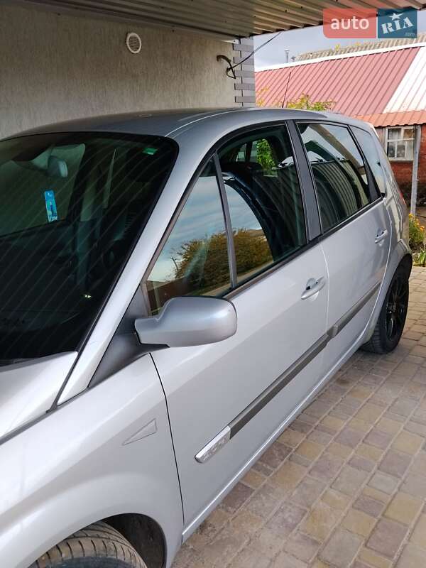 Мінівен Renault Scenic 2005 в Миргороді фото 5 Мінівен Renault Scenic 2005 в Миргороді