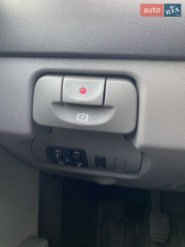 Мінівен Renault Scenic 2008 в Кременчуці