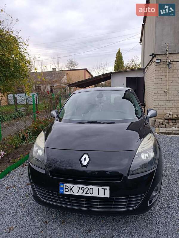 Мінівен Renault Scenic 2010 в Рівному фото 9 Мінівен Renault Scenic 2010 в Рівному