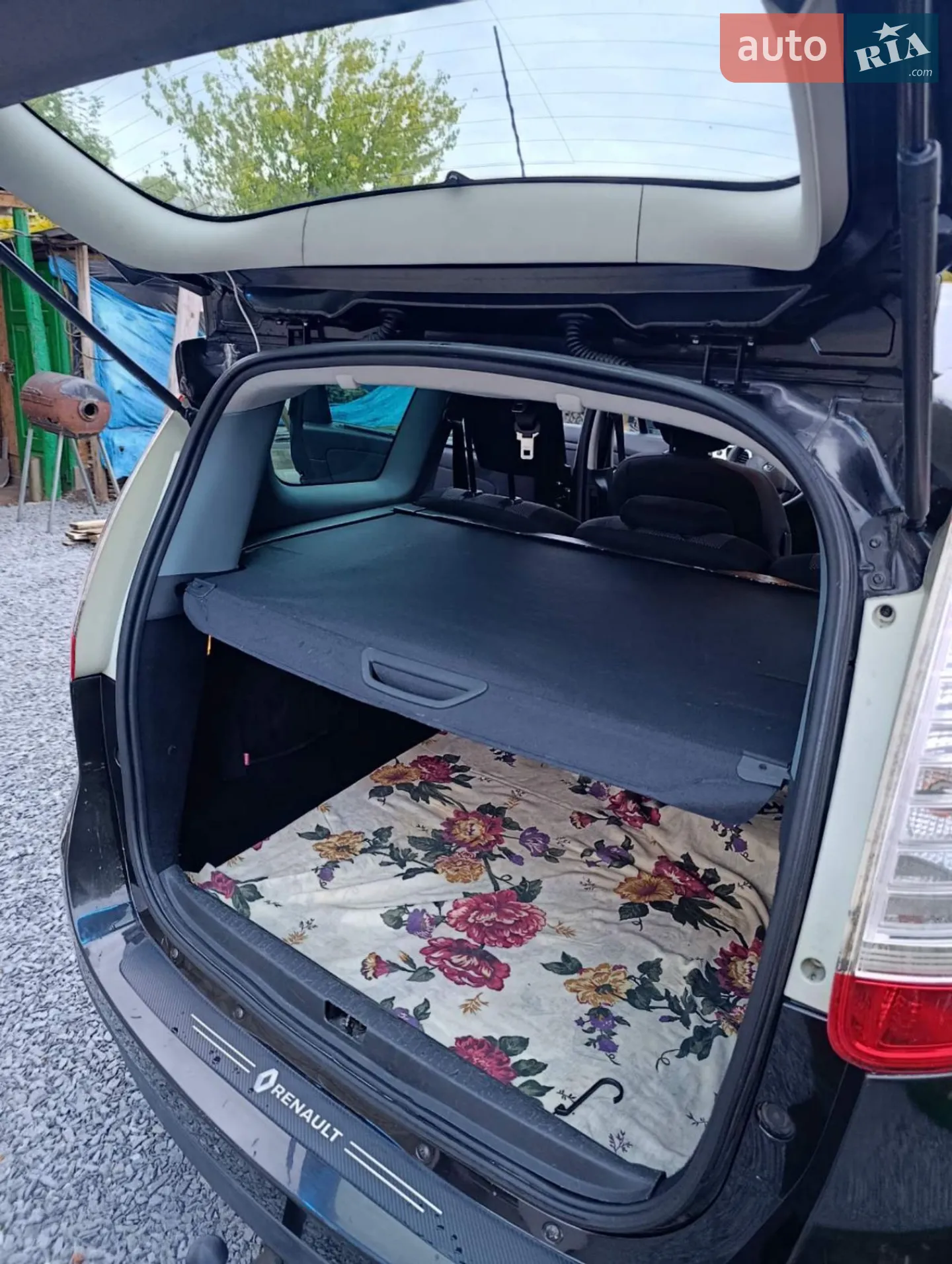 2010 Renault Scenic - мініатюра 14