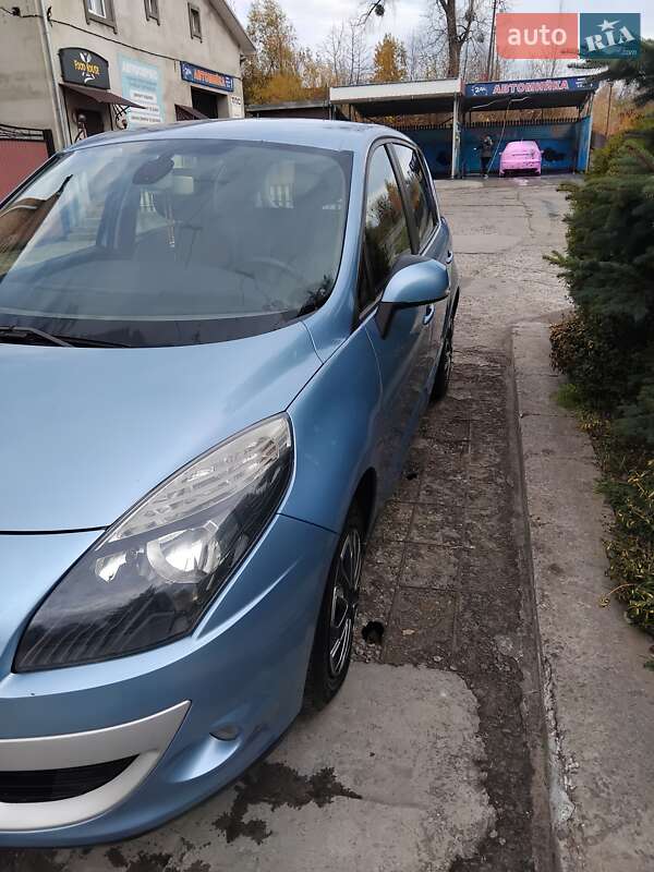 Мінівен Renault Scenic 2009 в Львові фото 5 Мінівен Renault Scenic 2009 в Львові