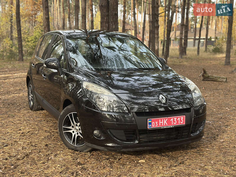 Минивэн Renault Scenic 2010 в Киеве