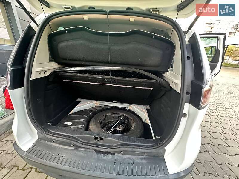 Минивэн Renault Scenic 2012 в Великих Мостах фото 42 Минивэн Renault Scenic 2012 в Великих Мостах