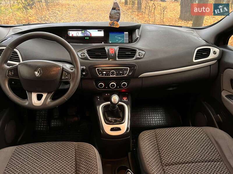 Минивэн Renault Scenic 2011 в Черновцах фото 43 Минивэн Renault Scenic 2011 в Черновцах